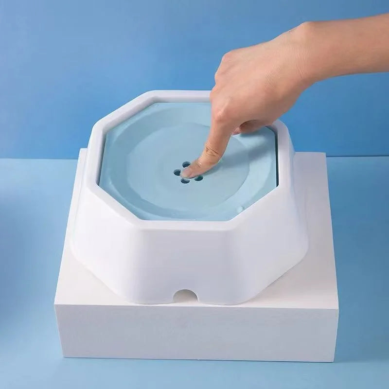 Spill Proof Pet Water Bowl With Floating Design And Durable Plastic