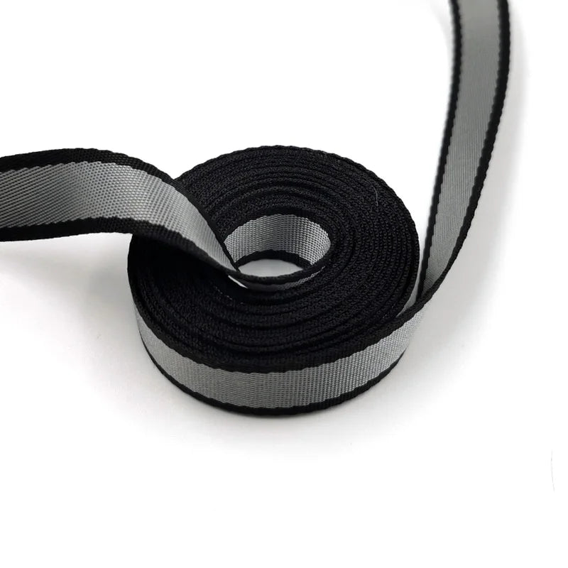 Durable Adjustable Retractable Dog Leash For Small To Large Dogs